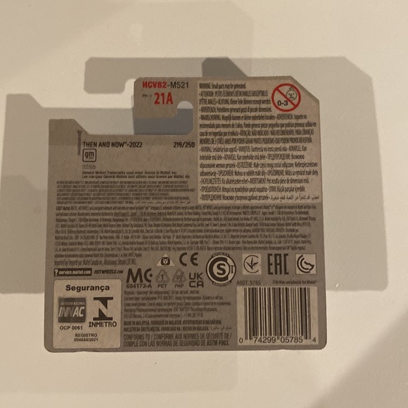 Hot Wheels '18 Camaro SS - Picture 5 of 5